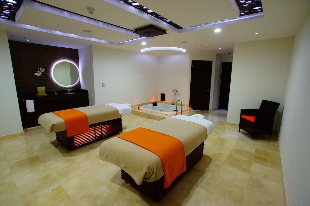 Azul Ixtapa Grand All Inclusive Suites - Spa & Convention Center Esterno foto